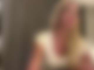 Eline's Live Sex Cam Show