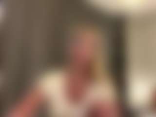 Eline's Live Sex Cam Show