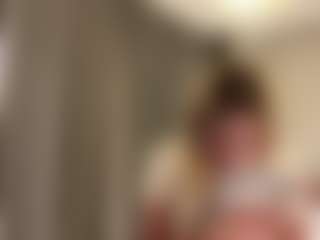 Eline's Live Sex Cam Show