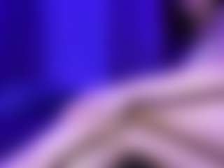 LeonorLangsam's Live Sex Cam Show