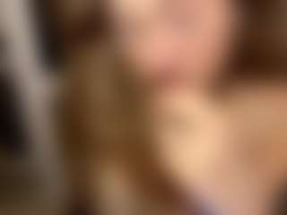 LeonorLangsam's Live Sex Cam Show