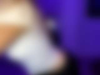 LeonorLangsam's Live Sex Cam Show