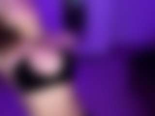 LeonorLangsam's Live Sex Cam Show