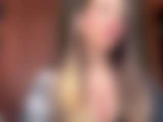 Live cam show with Nelly - Petite MILF on Strip Flash - Live Sex Shows