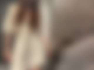 Live cam show with Milana - Lovense Small Tits on Gym Cam Girls
