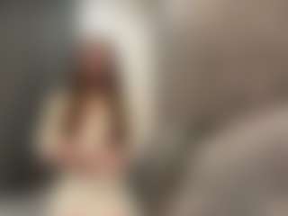 Live cam show with Milana - Small Tits Brown Hair on Gym Cam Girls