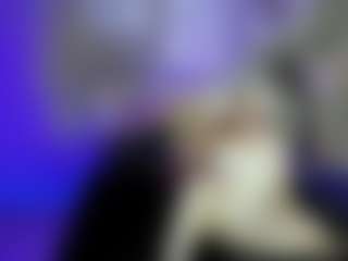 Lizi-Emberly's Live Sex Cam Show