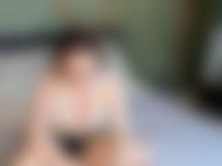 Lizi-Emberly's Live Sex Cam Show