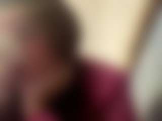 Live cam show with MagaretConliffe - Shaved Pussy Brown Hair on Fling VIP Chat