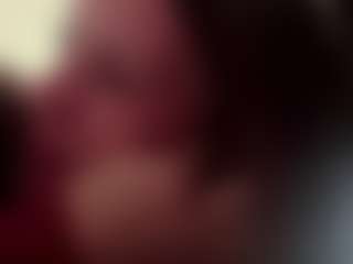 Live cam show with MagaretConliffe - Big Tits Small Tits on SpankPalCams