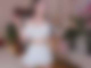 AnhCicerchia's Live Sex Cam Show
