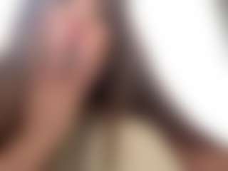 Mia's Live Sex Cam Show