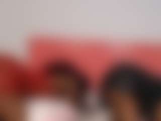Live cam show with sandrea-lee - Petite MILF on Dolls Live