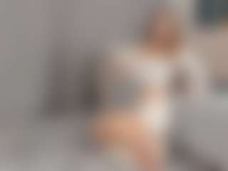 Live cam show with SharonBoaz - Big Ass Teen (18+) on thefappeningchat.com