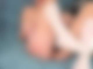 Live cam show with Sweety-Doris - New Blowjob on livesexfox.com