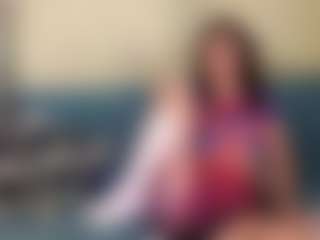 Sweety-Doris MILF webcam performer live streaming