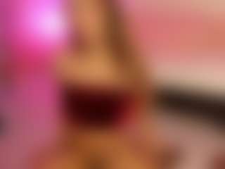 Live cam show with vanessakisses - White on Camsoda | colombia