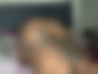 calisquirts's Live Sex Cam Show