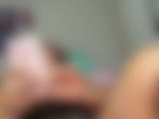 calisquirts's Live Sex Cam Show