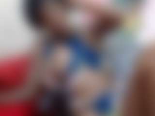 ChocolateBerryxoxo's Live Sex Cam Show