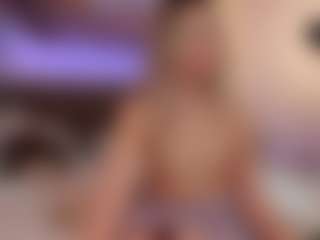 Live cam show with Evange1na - Blonde Hair Teen (18+) on sexylive.show