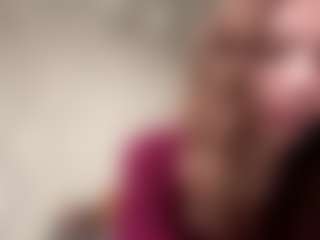 Live cam show with Kiki - Brown Hair on Strip Flash - Live Sex Shows