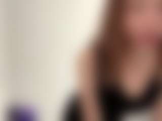 Kiki's Live Sex Cam Show