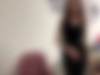 Show Live Sex Cam Kiki