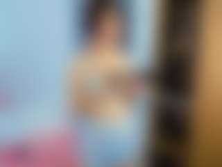 liyafire's Live Sex Cam Show