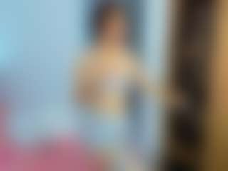 Live cam show with liyafire - New Brown Eyes on live.xheat.ai