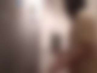 Live cam show with Megan - HD on xDating