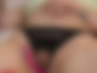 Nissanyxy's Live Sex Cam Show