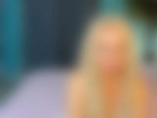 Live cam show with Tammy-Mills - Mature on TeamSkeetLive