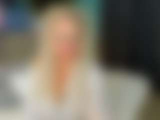 Live cam show with Tammy-Mills - Bikini on Camversity