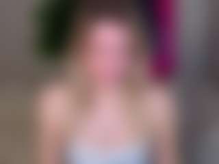 Live cam show with Vivienn-Rose - New Teen (18+) on Dolls Live