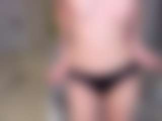 Live cam show with Vivienn-Rose - Roleplay on Camsoda