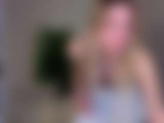 Vivienn-Rose's Live Sex Cam Show