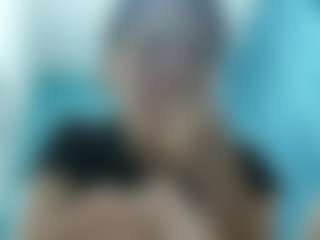 ChelsieHoesing's Live Sex Cam Show