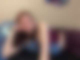 DeeannVrazel's Live Sex Cam Show