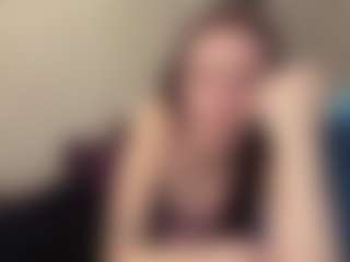 DeeannVrazel's Live Sex Cam Show