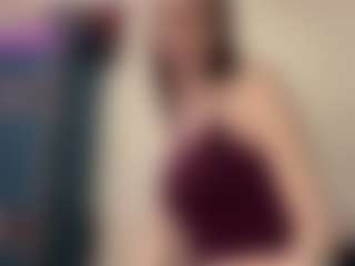 DeeannVrazel's Live Sex Cam Show