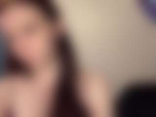 DeeannVrazel's Live Sex Cam Show