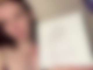 DeeannVrazel's Live Sex Cam Show