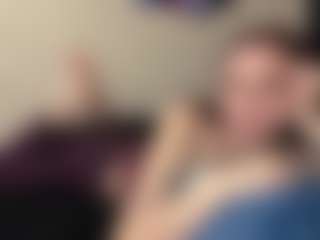 DeeannVrazel's Live Sex Cam Show