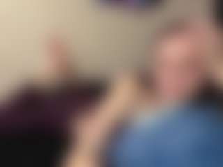 DeeannVrazel's Live Sex Cam Show