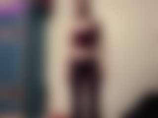 DeeannVrazel's Live Sex Cam Show