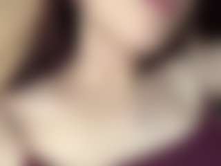 DeeannVrazel's Live Sex Cam Show