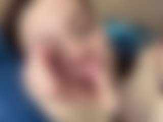 DeeannVrazel's Live Sex Cam Show