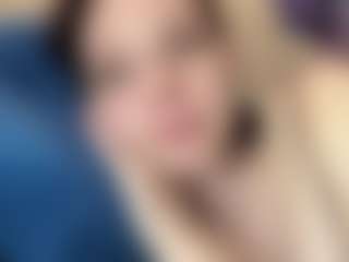 DeeannVrazel's Live Sex Cam Show