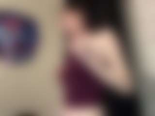 DeeannVrazel's Live Sex Cam Show